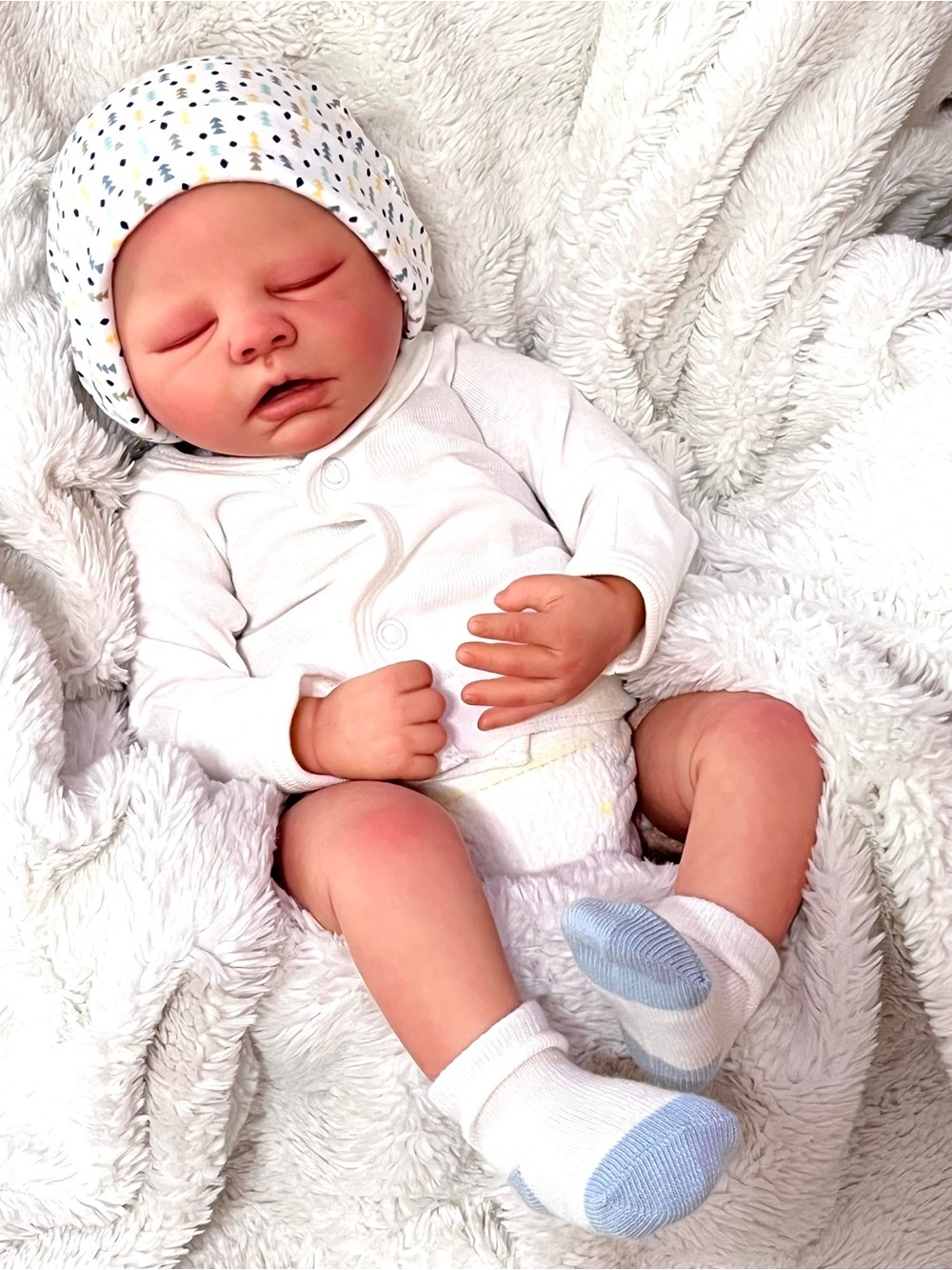 Reborn Doll Newborn Sized Hand Painted Realistic 3/4 Limb Boy or Girl Baby Doll